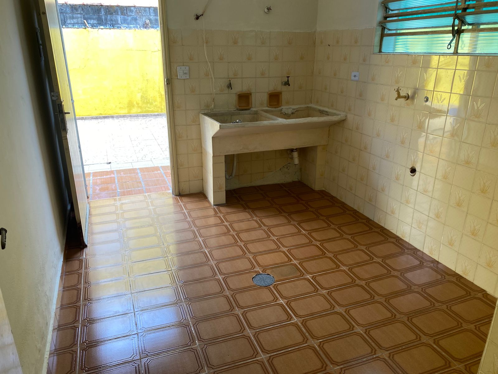 CASA NO BALNEÁRIO GAIVOTA - ITANHAÉM/SP - LADO PRAIA - foto 15