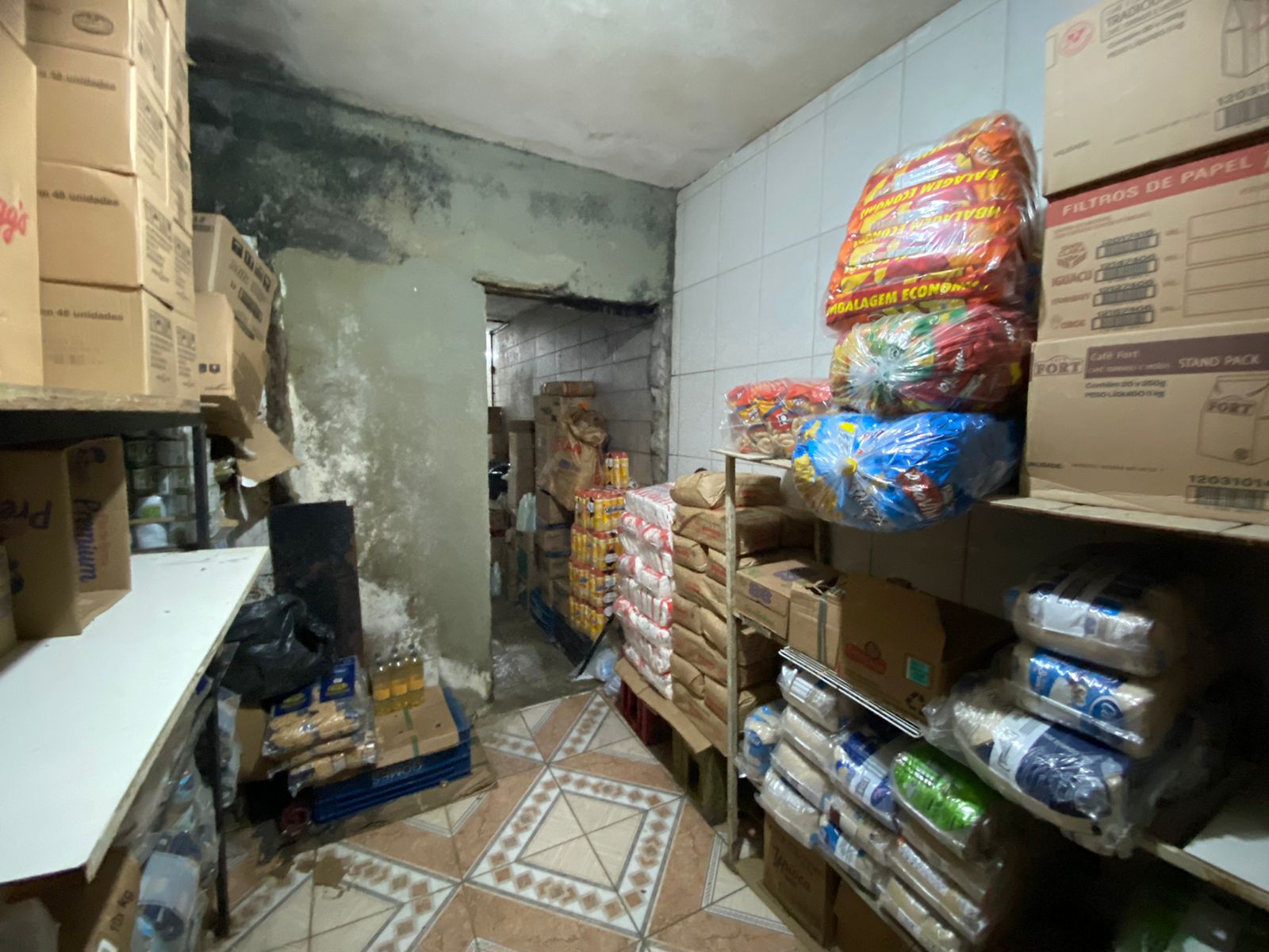 MERCADO COM APARTAMENTOS PORTEIRA FECHADA - ITANHAÉM/SP - 400 M DA PRAIA - foto 20